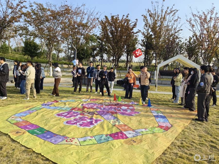 破圈交友！寶山白衣天使聯手鋼鐵金融菁英解鎖交友新方式