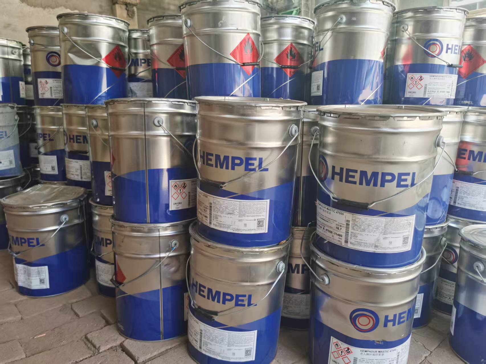 2016年庫存油漆怎麼處理？回收油漆價格是多少？找我公司，專業回收油漆公司