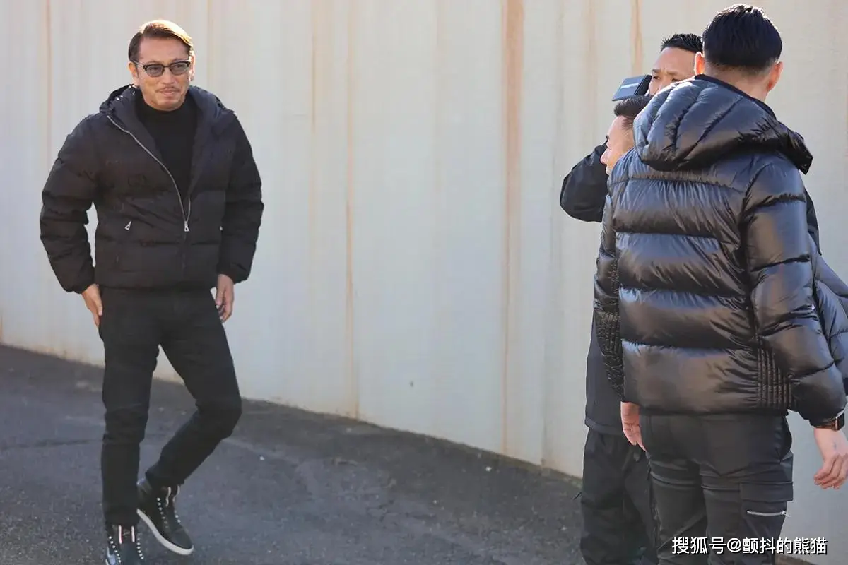 原創當黑社會遇上奢侈品：山口組元旦搗年糕，成了頂級奢侈品秀場