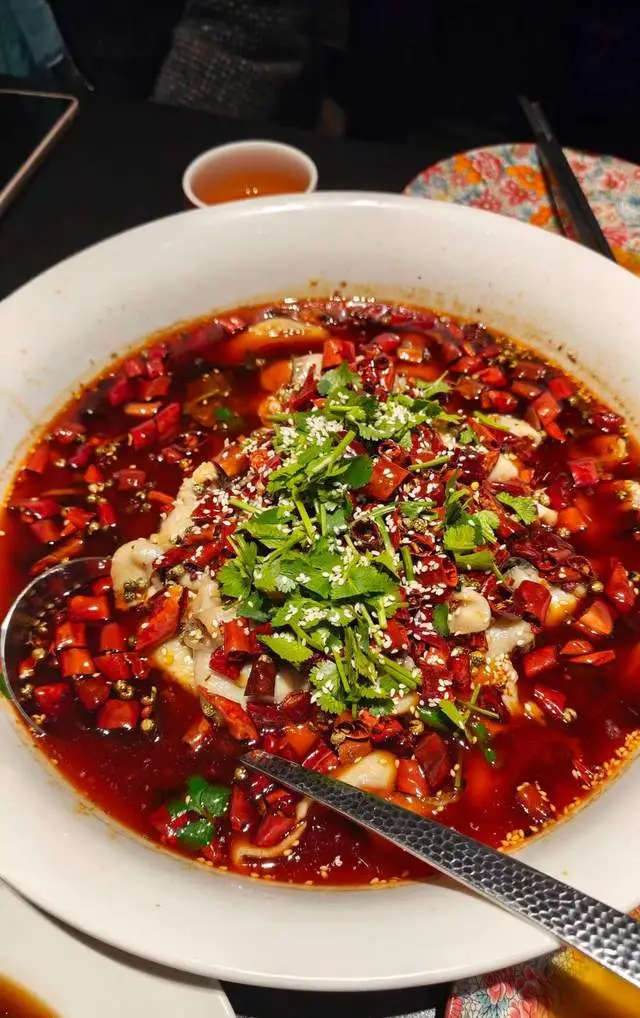 河南洛陽，這家下飯的美食餐廳，真的值得打卡！