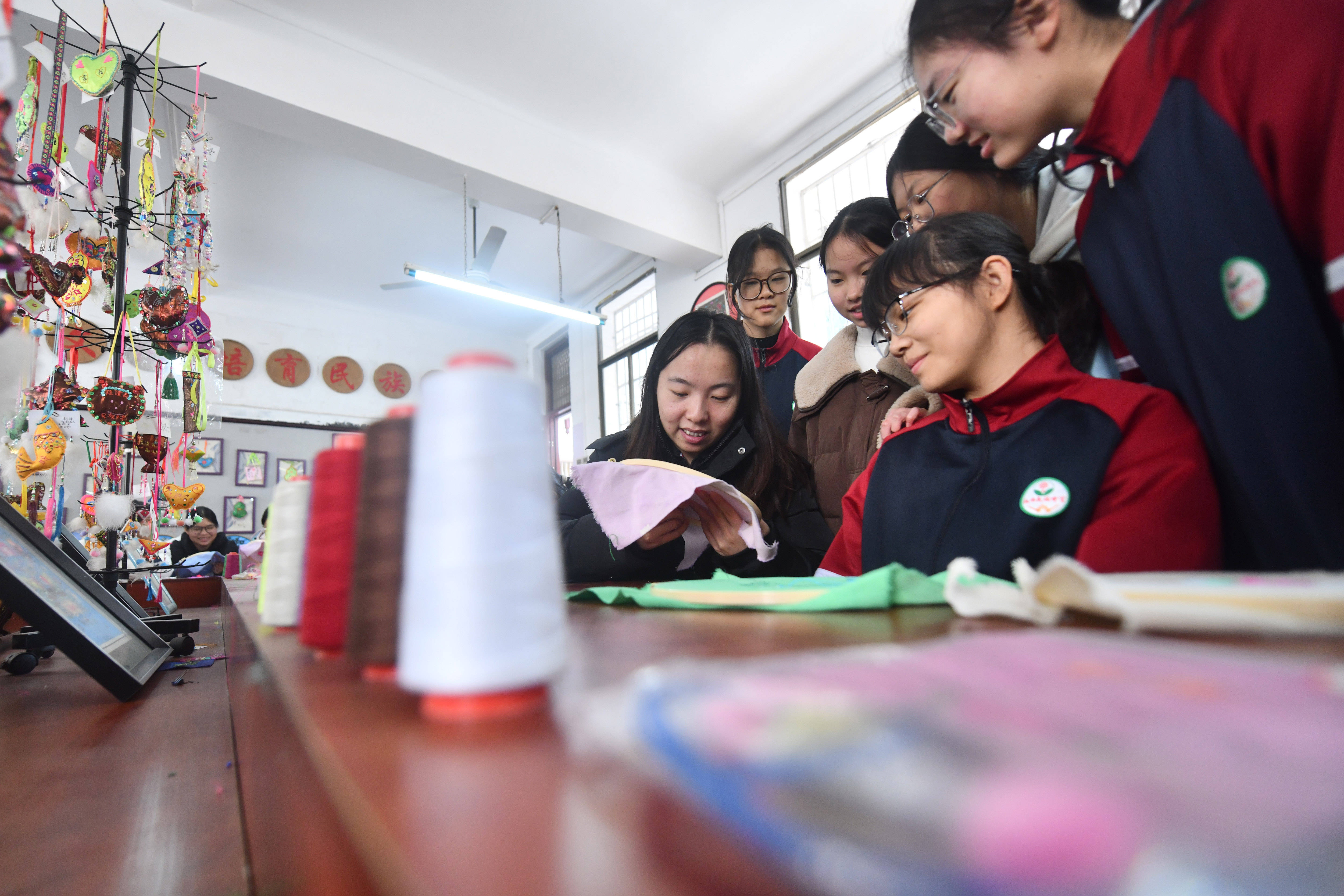 西工大研究生持續支教大苗山