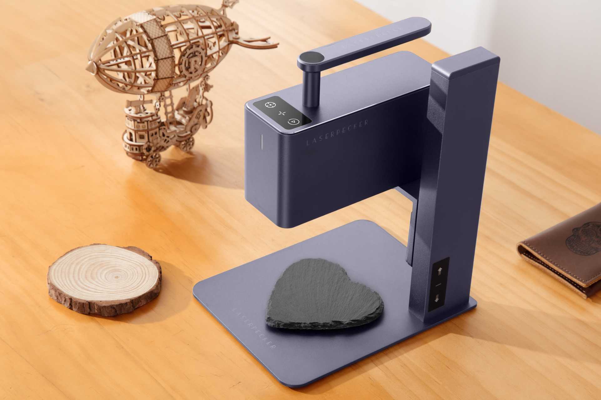 2025年11月激光雕刻机厂家最新推荐榜：便携式激光雕刻机/微型激光雕刻机/高精度激光雕刻机/聚焦设备稳定性与核心技术优势！